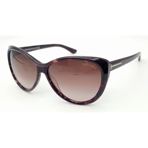 621 - A Pair of Designer Tom Ford Purple Malin Sunglasses.