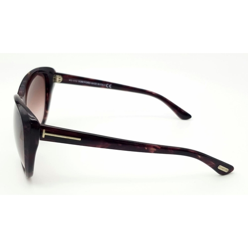 621 - A Pair of Designer Tom Ford Purple Malin Sunglasses.