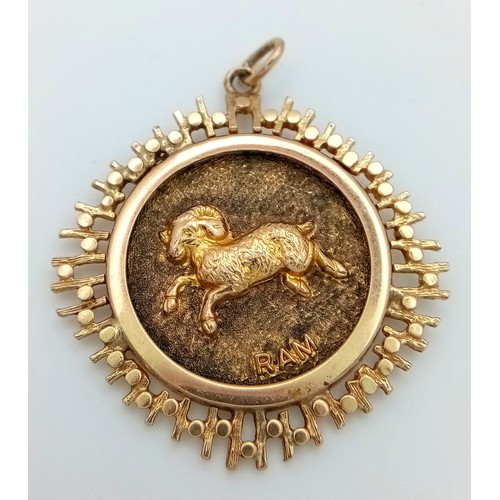 162 - A 9K Yellow Gold Ram Medallion. 3cm diameter. 6.8g total weight.