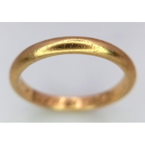 333 - A Vintage 18K Yellow Gold Band Ring. Size P. 3.9g.