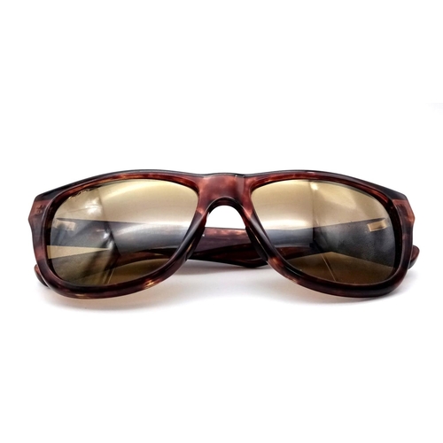 550 - A Pair of Designer Maui Jim Brown Makawao Sunglasses. Comes with case. From the Spring/Summer 2016 C... 