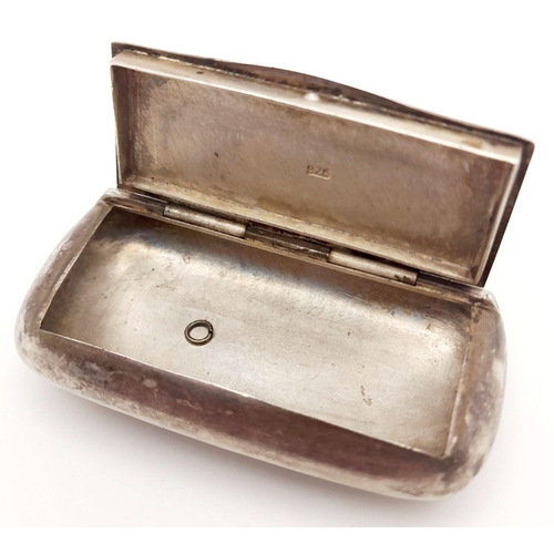 463 - An Antique Sterling Silver Snuff/Pill Box. 6.5cm. 34g