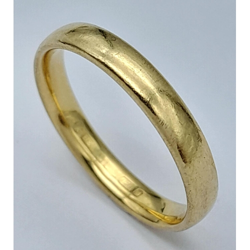 66 - An 18K Yellow Gold Band Ring. Size L. 3mm width. 2.9g