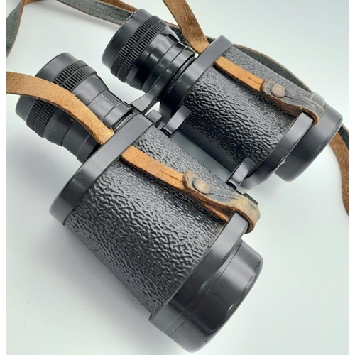 565 - 1940 Dated British Barr & Stroud Binoculars.