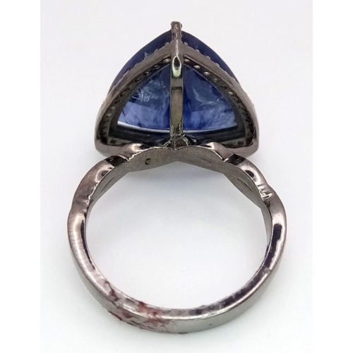 576 - An 11.25ct Tanzanite Gemstone Ring with 0.35ctw of Diamond Accents. Set in 925 Silver. Comes with a ... 