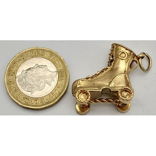 102 - 9K YELLOW GOLD ROLLER SKATE CHARM WITH MOVING WHEELS 8G, 2.5CMx2.5CM.

ref: SC 2013