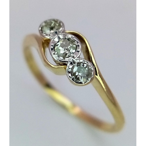 256 - A 18K YELLOW GOLD & PLATINUM VINTAGE DIAMOND THREE STONE RING 0.25CT, 2.1G , SIZE O.

ref: 8515