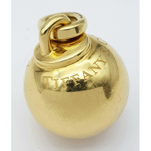 47 - A TIFFANY & CO 18K YELLOW GOLD HARDWARE BALL PENDANT 10.4G, £2425 RRP.

ref: SC 2024