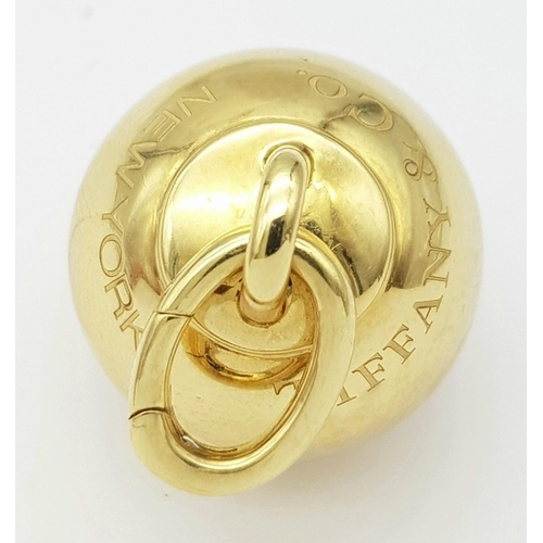 47 - A TIFFANY & CO 18K YELLOW GOLD HARDWARE BALL PENDANT 10.4G, £2425 RRP.

ref: SC 2024