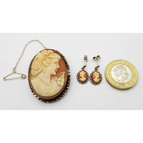 518 - Vintage SILVER CAMEO BROOCH Together with a pair of SILVER CAMEO EARRINGS.
Large oval brooch with SI... 