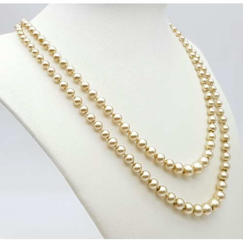 567 - Nice quality PEARL NECKLACE consisting two rows of graduated PEARLS individually knotted and closing... 