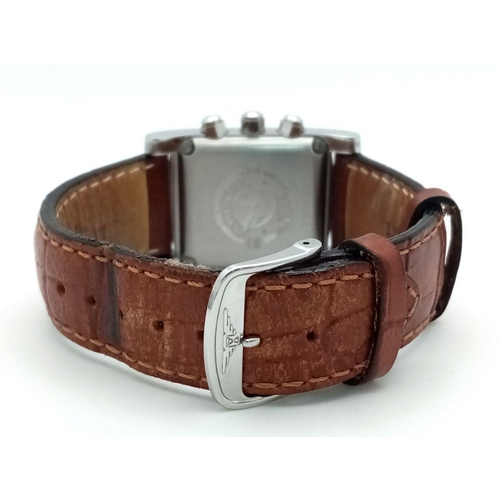 169 - A Longine Quartz Chronograph Gents Watch. Model L5. 656.4
Brown leather strap. Stainless steel tank ... 