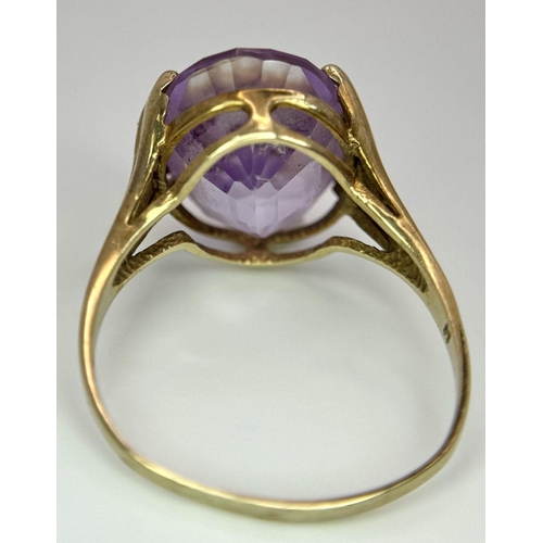 323 - A 9K GOLD STYLISH PALE AMETHYST RING   .   4.1gms   size R