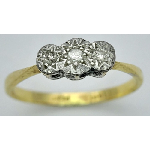 326 - A 18K YELLOW GOLD & PLATINUM VINTAGE THREE STONE DIAMOND RING 2.5G, SIZE N 1/2.

ref: SC 2038