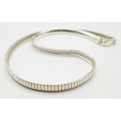 350 - CLASSIC ITALIAN SILVER FLAT LINK NECKLACE.40 cm.