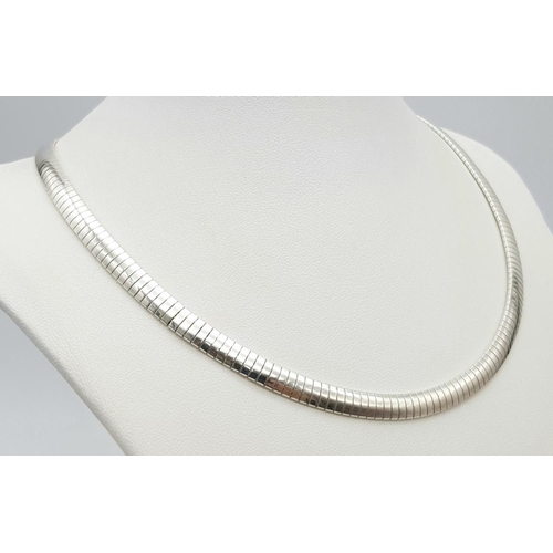 350 - CLASSIC ITALIAN SILVER FLAT LINK NECKLACE.40 cm.