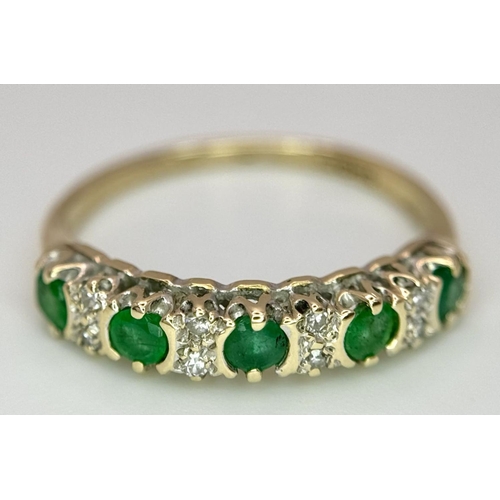 438 - A 9K YELLOW GOLD DIAMOND & EMERALD RING 1.3G SIZE J.

ref: SC 2060