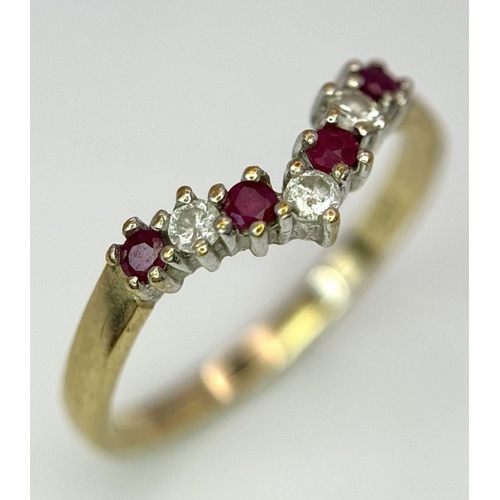 502 - A 9K YELLOW GOLD DIAMOND & RUBY RING 0.10CT, 1.8G , SIZE O.

ref: SC 2001