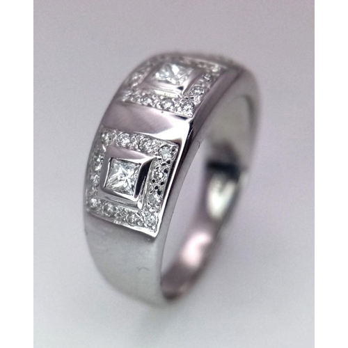 641 - A 18K WHITE GOLD DIAMOND RING 0.50CT , 4.2G SIZE L.

ref: A/S 1079