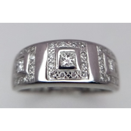 641 - A 18K WHITE GOLD DIAMOND RING 0.50CT , 4.2G SIZE L.

ref: A/S 1079