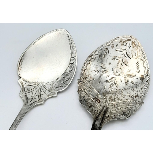 1353 - Two Antique Silver Spoons. Mother of Pearl Handle - hallmarks for Birmingham 1906, 13.6cm length. Si... 