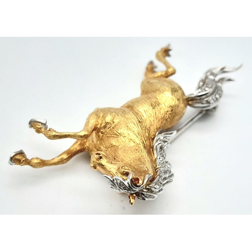 176 - An 18K Yellow and White Gold with Diamonds Thoroughbred Horse Brooch. Galloping form with diamonds o... 