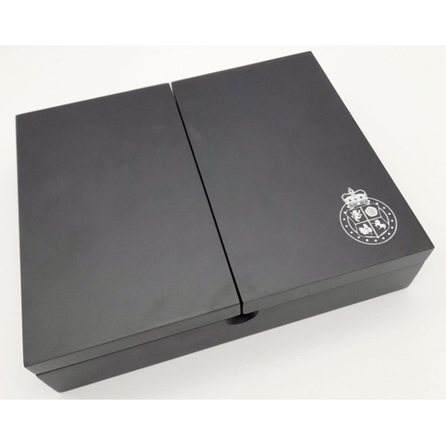1215 - A Battle of Britain Limited Edition 925 Three Coin Proof Set. Comes with a fitted case and COA. 28.2... 