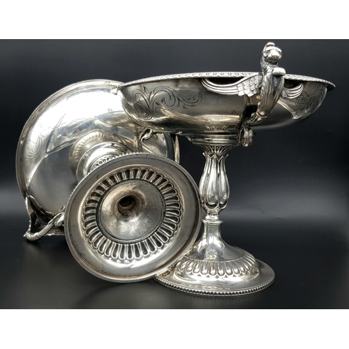 204 - A Sublime Antique French Pair of Sterling Silver Fruit Bowls with Figural Winged Lion Handles. Bulbo... 