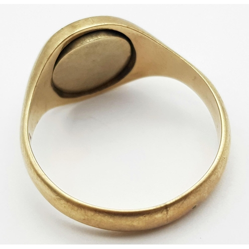 58 - A Vintage 9K Yellow Gold Masonic Gents Signet Ring. Size X. 7.8g.