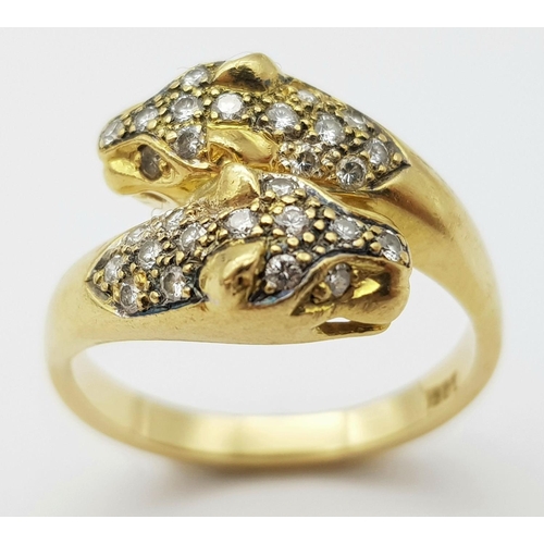 173 - 18K YELLOW GOLD DIAMOND SET DOUBLE HEADED PANTHER RING 0.30CT 5.8G SIZE O

ref: SC 3032