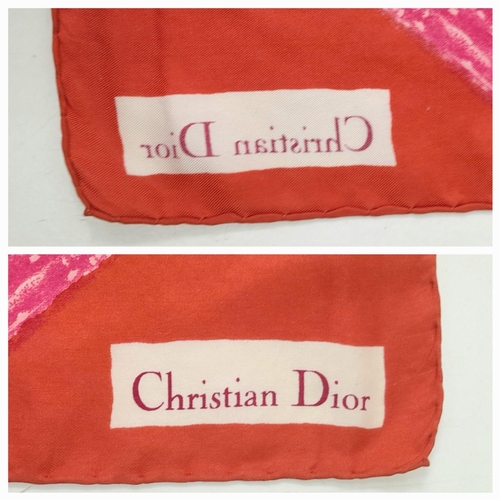 213 - A vintage, 100% silk, CHRISTIAN DIOR scarf (90 x 90 cm) in excellent/unused condition.