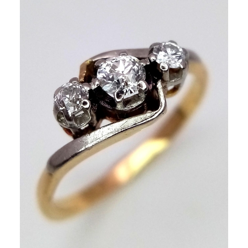 243 - 18K YELLOW GOLD VINTAGE OLD CUT DIAMOND 3 STONE RING 0.25CT 2.8G SIZE L

ref: SPAS 8033