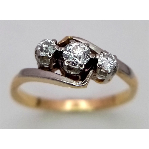 243 - 18K YELLOW GOLD VINTAGE OLD CUT DIAMOND 3 STONE RING 0.25CT 2.8G SIZE L

ref: SPAS 8033