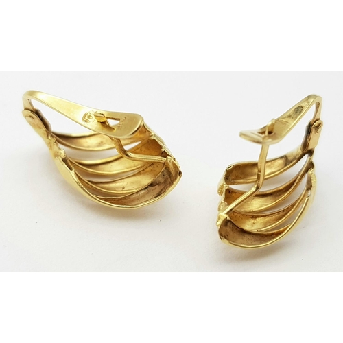 459 - 18K Yellow gold Earrings, 1.6g total weight

ref: 1565I