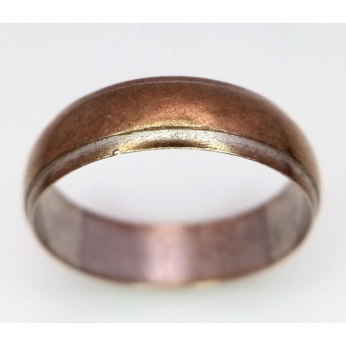 480 - 9k 2 tone 6mm band ring, 3.8g, size V

ref: 1573I-3