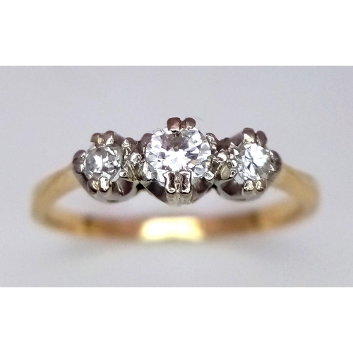 488 - 18K YELLOW GOLD & PLATINUM 3 STONE DIAMOND RING 0.25CT 2.2G SIZE N

ref: SC 3052