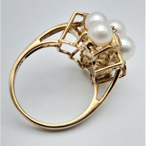 320 - 9K YELLOW GOLD PEARL & DIAMOND SET RING 4.7G SIZE M

ref: PERS 3002