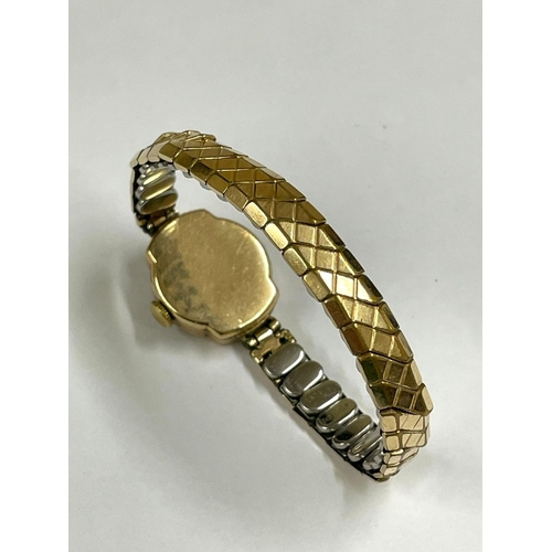 286 - A 9ct gold ladies watch , ticks . Sold as found.