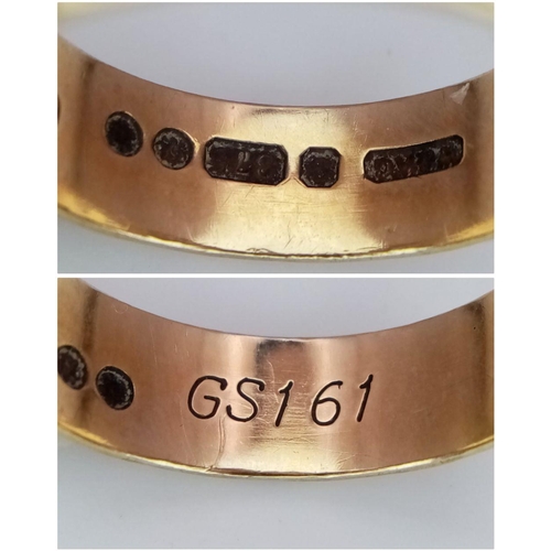 136 - A VINTAGE 12 SIDED 9K GOLD PATTERNED BAND RING .   4.1gms   size O
