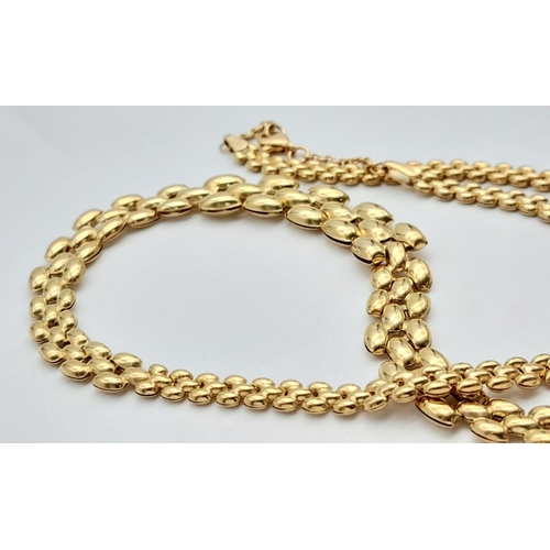 155 - A 9K GOLD PANTHER NECKLET IN ORIGINAL BOX WITH ORIGINAL PRICE OF £985 .     8.8gms