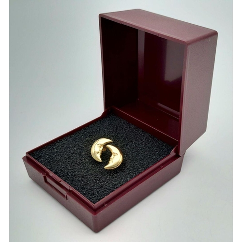 161 - Beautiful 18 carat GOLD, ‘Man in The Moon’ stud EARRINGS. Complete with 18 carat GOLD BACKS. 1.0 gra... 