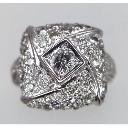 19 - 18K WHITE GOLD DIAMOND RING 1.50CT 9.1G SIZE J

ref: PERS 3013