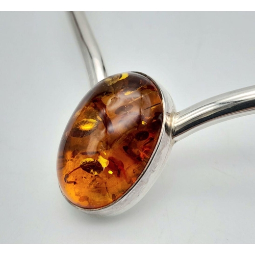 371 - Classic SILVER and AMBER Choker NECKLACE with large AMBER CABOCHON . Fully hallmarked. Beautiful pie... 