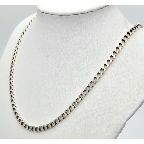 392 - Vintage solid SILVER CURB CHAIN NECKLACE. Full UK hallmark. 56 cm.