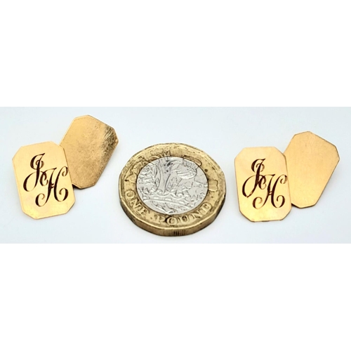 438 - a pair of initialled 9k gold cufflinks .      5.9gms