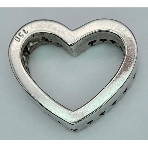 439 - 18K WHITE GOLD DIAMOND SET HEART 0.25CT 3.6G

ref: 8463