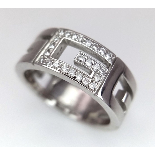 68 - 18K WHITE GOLD GUCCI G DIAMOND SET RING 9.2G SIZE M

ref: 8553