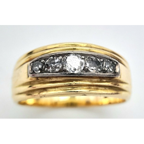 7 - Vintage 14 carat GOLD and DIAMOND RING.Having a graduated sweep of five DIAMONDS set to top. 7.2 gra... 