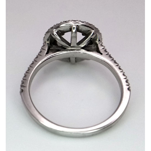 96 - PLATINUM DIAMOND DOUBLE HALO RING MOUNT READY TO SET YOUR DREAM STONE 5.3G SIZE L

ref: 8695