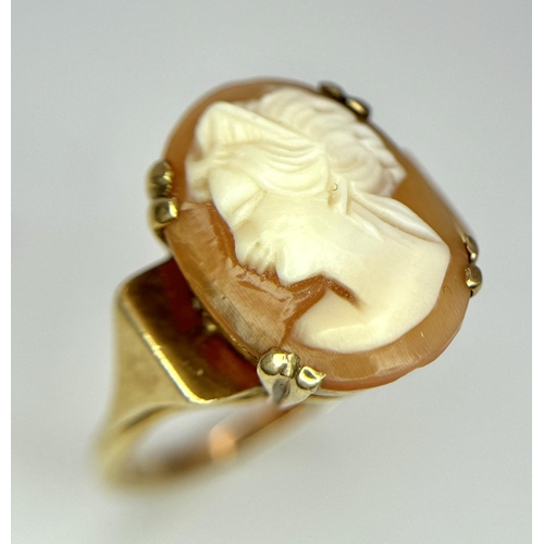 49 - Vintage 9 CARAT GOLD CAMEO RING. Fully hallmarked. Nice condition CAMEO sitting on wide GOLD shoulde... 